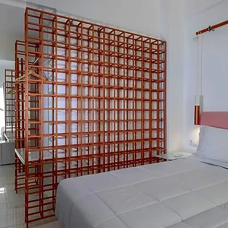 Nama Hotel Tinos